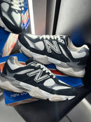 Tênis New Balance 9060 - Azul Marinho/Branco