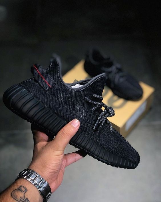 Tênis Adidas Yeezy Boost 350 V2 'Bred'