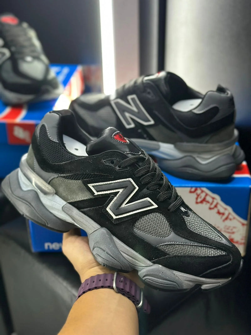 Tênis New Balance 9060 - Cinza/Preto