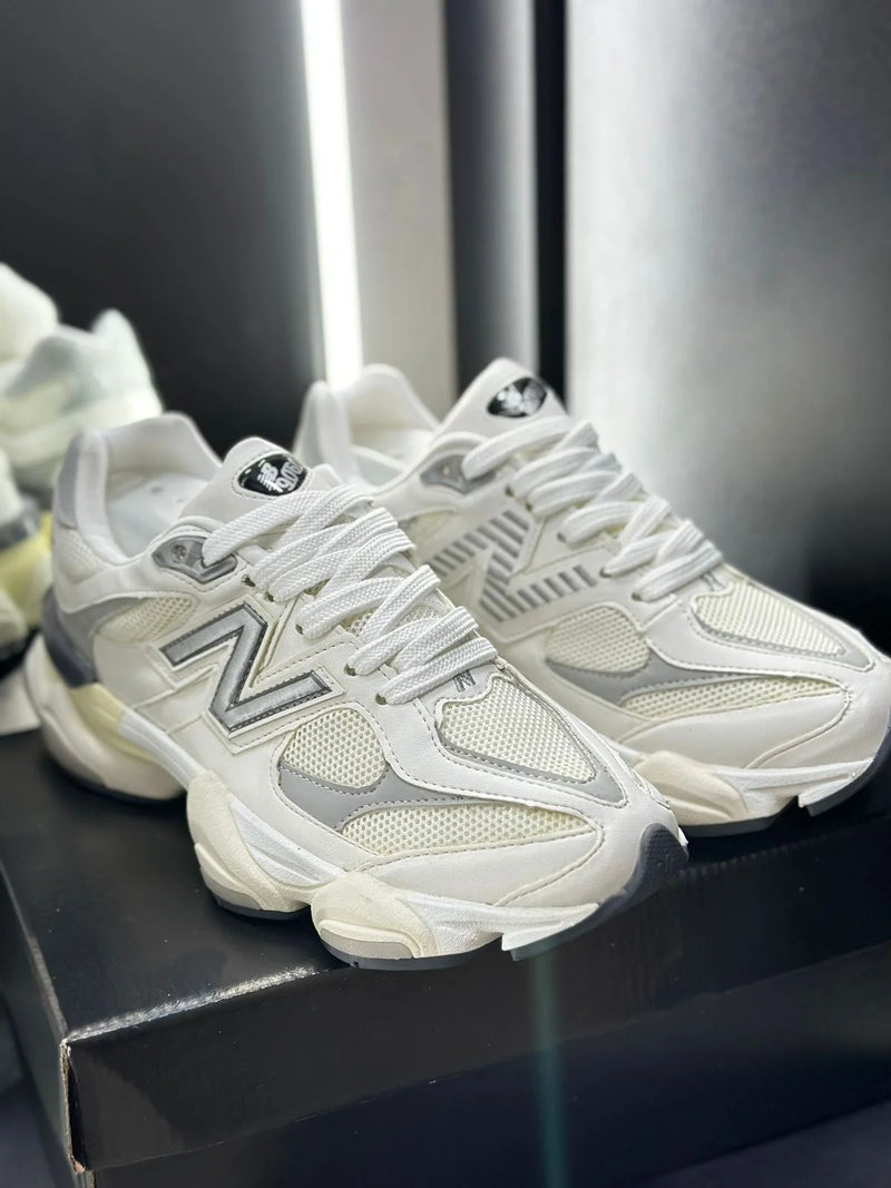 Tênis New Balance 9060 - Branco