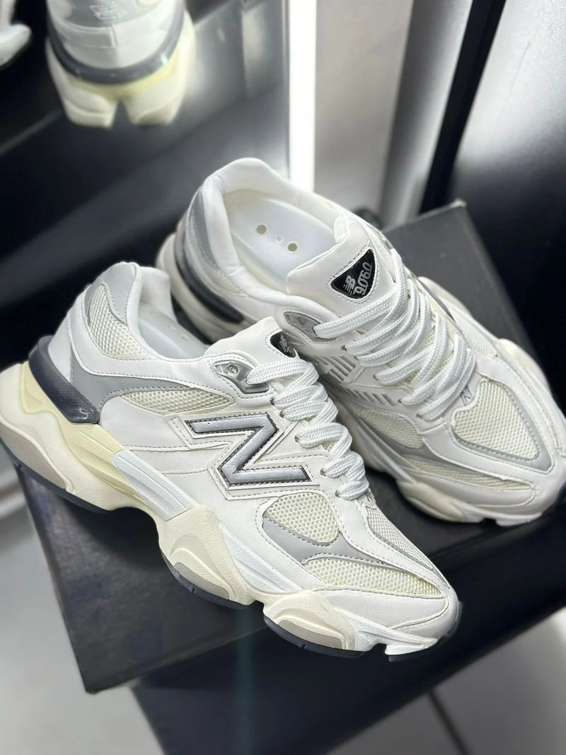 Tênis New Balance 9060 - Branco