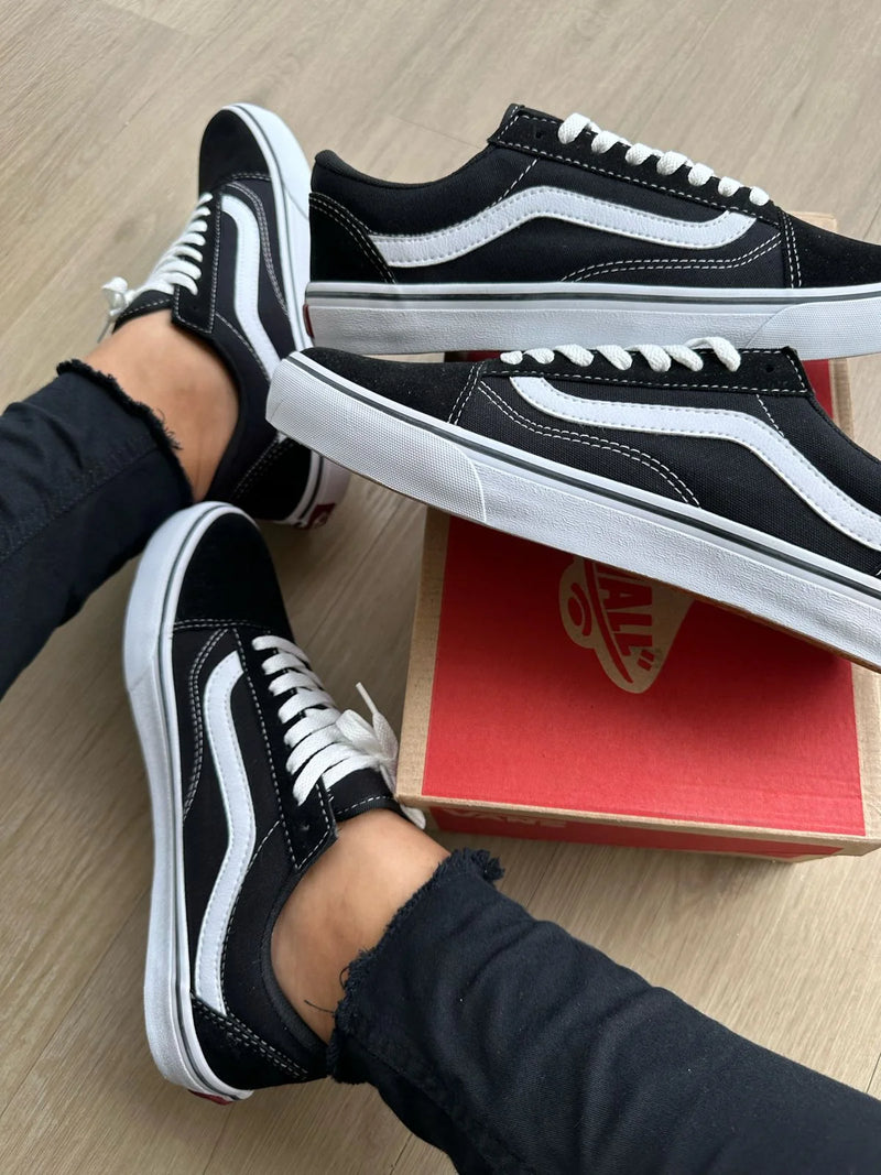 Tênis Vans Old Skool - Preto/Branco